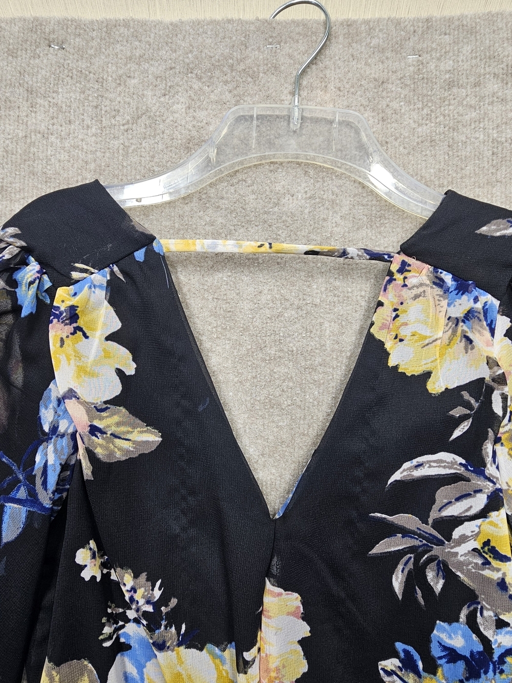 Bailey Blue Y2K Floral Romper Small Bell Sleeve Deep Plunge Boho - Picture 14 of 16